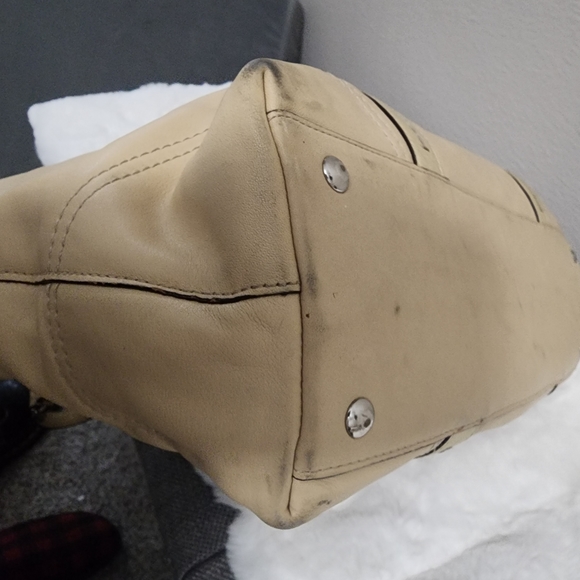 Coach 1941 Solid Leather Tote Bag - Picture 4 of 6